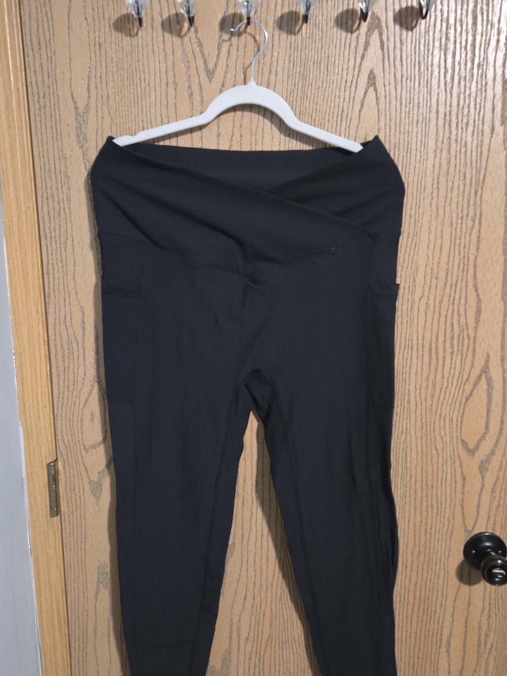High-Waisted Crossover Waist Black Leggings